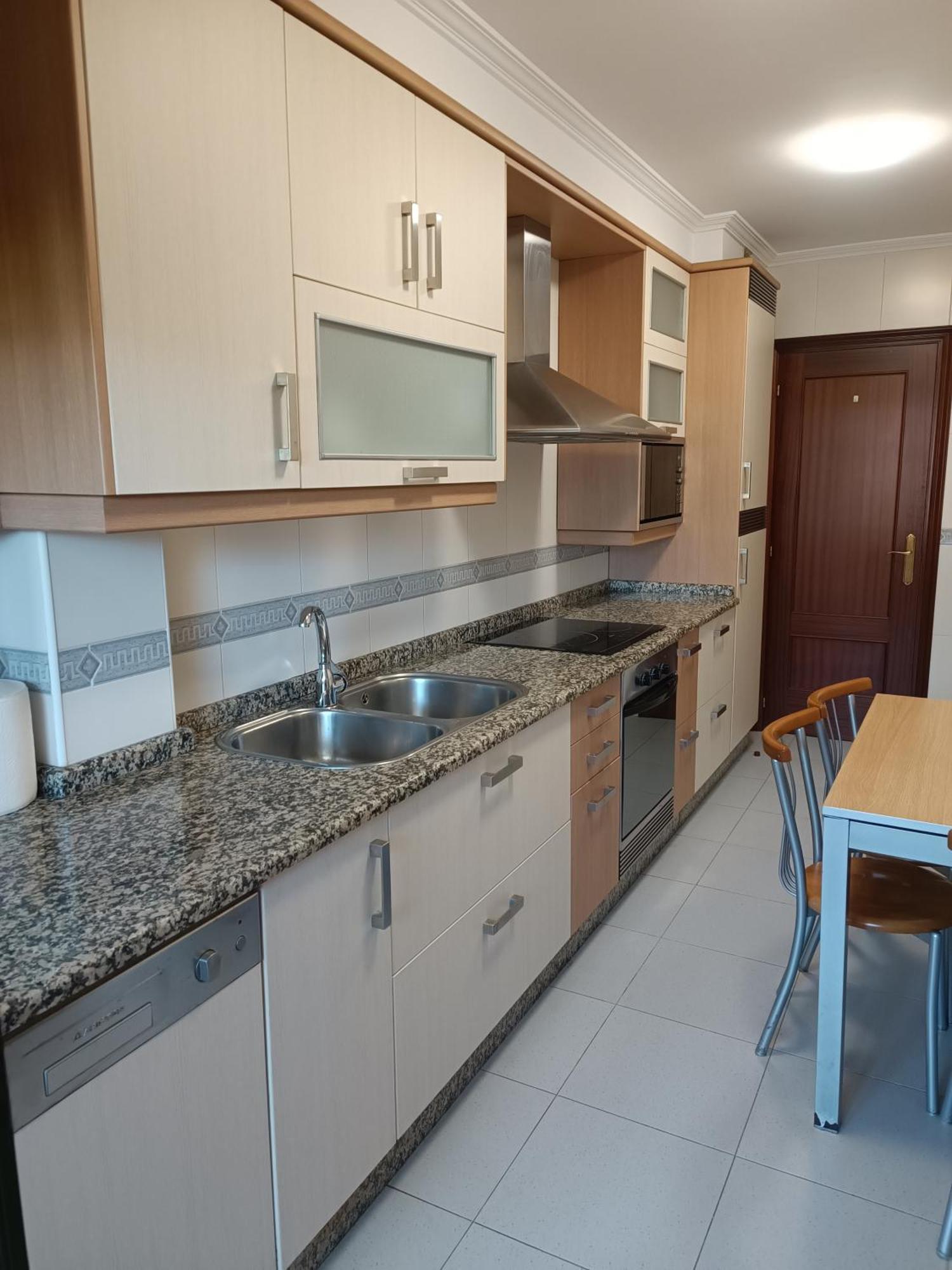 Atico Con 3 Habitaciones En بويو المظهر الخارجي الصورة